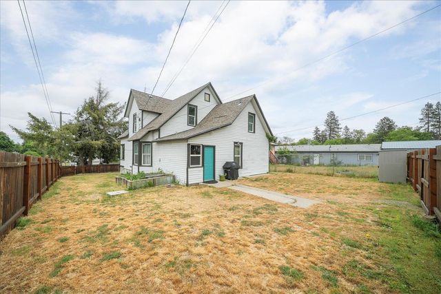 2502 E Hartson Ave, Spokane, WA 99202