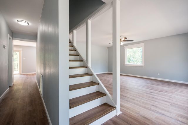 8025 Danwood Drive, Little Rock, AR 72204