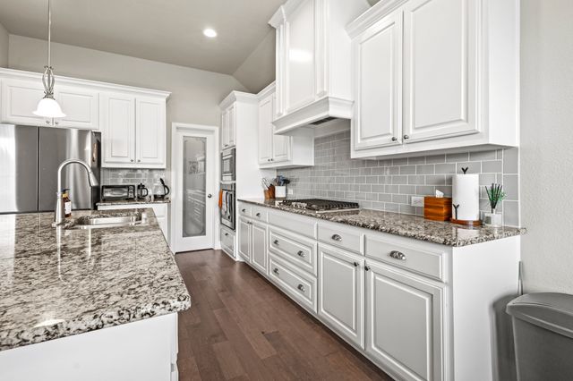3406 Woodford Drive, Mansfield, TX 76084