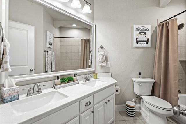 3406 Woodford Drive, Mansfield, TX 76084