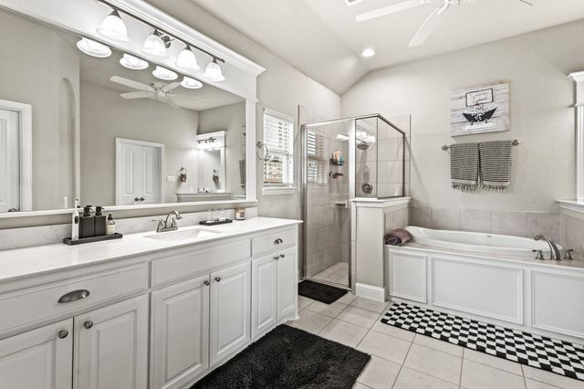 3406 Woodford Drive, Mansfield, TX 76084