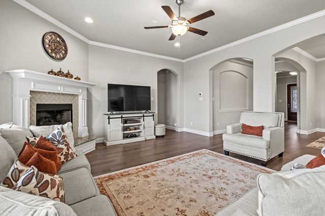 3406 Woodford Drive, Mansfield, TX 76084