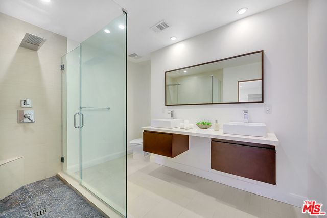 344 S Roxbury Drive, Beverly Hills, CA 90212