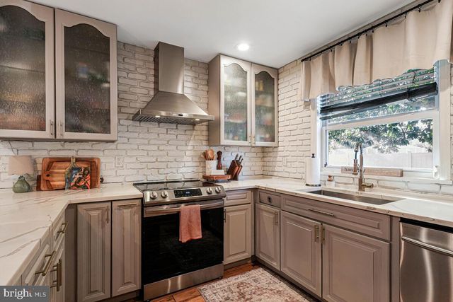 43011 HUGH DR, Hollywood, MD 20636