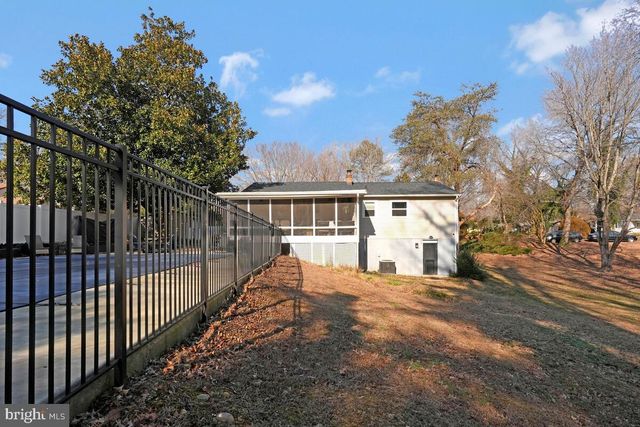 43011 HUGH DR, Hollywood, MD 20636