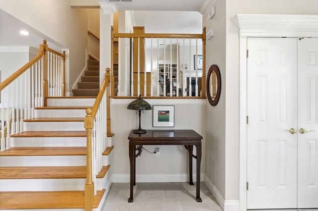 2 Dove Lane, Andover, MA 01810