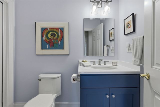 2 Dove Lane, Andover, MA 01810