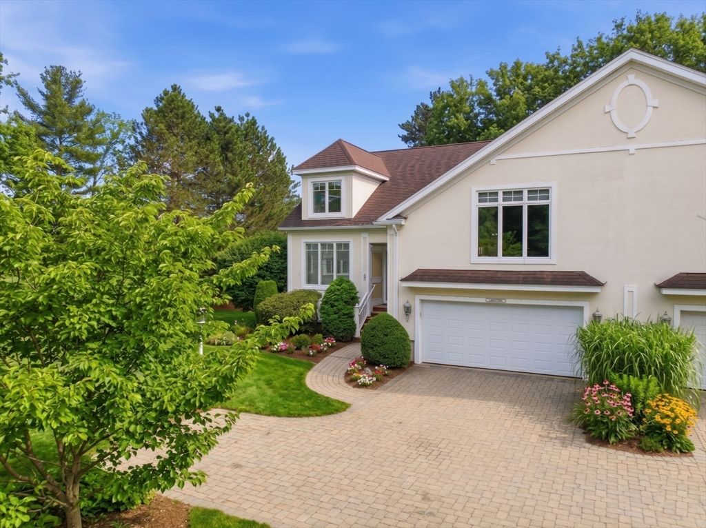 2 Dove Lane, Andover, MA 01810