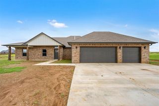 4297 Peak Ln, Elgin, OK 73538