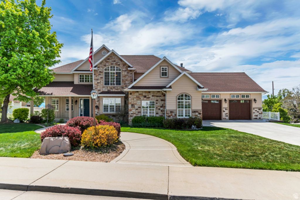 744 E SUNRISE DR, Orem, UT 84097