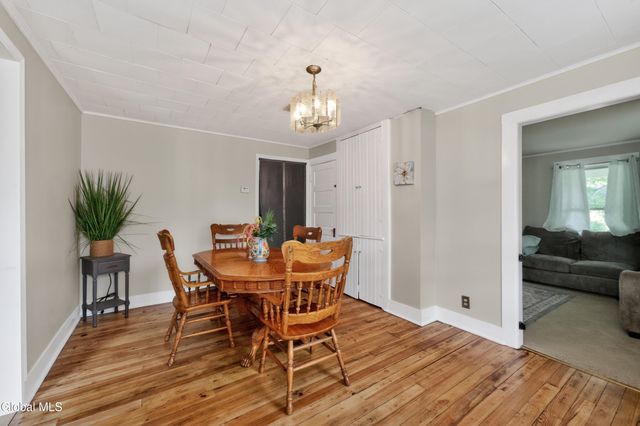 22 Madison Avenue, Ravena, NY 12143