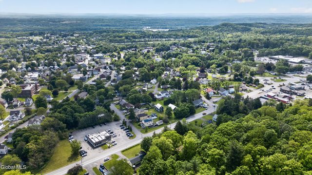 22 Madison Avenue, Ravena, NY 12143