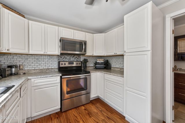 22 Madison Avenue, Ravena, NY 12143