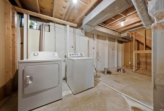 3001 Eastbrooke Drive, Evansville, IN 47711