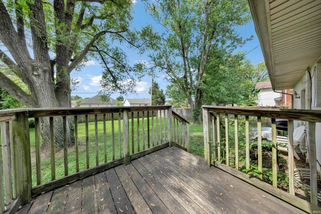 3001 Eastbrooke Drive, Evansville, IN 47711