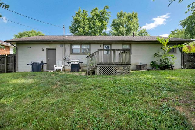 3001 Eastbrooke Drive, Evansville, IN 47711
