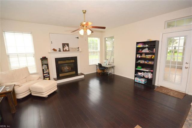 414 Sawyers Mill XING, Chesapeake, VA 23323
