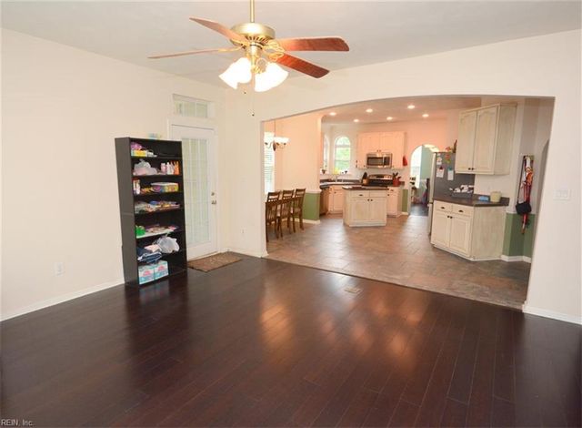 414 Sawyers Mill XING, Chesapeake, VA 23323