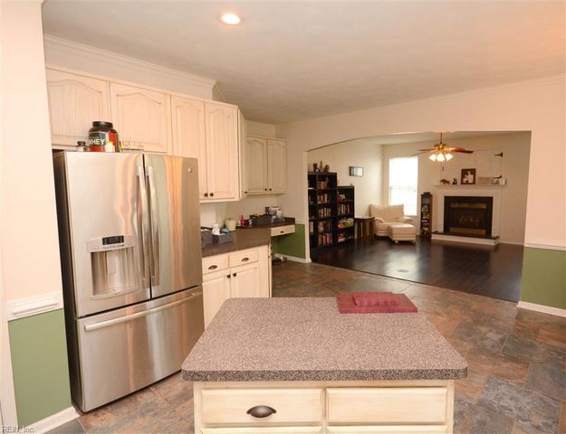 414 Sawyers Mill XING, Chesapeake, VA 23323