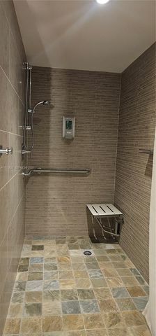 2681 N Flamingo Rd 1506S, Sunrise, FL 33323