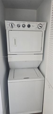 2681 N Flamingo Rd 1506S, Sunrise, FL 33323