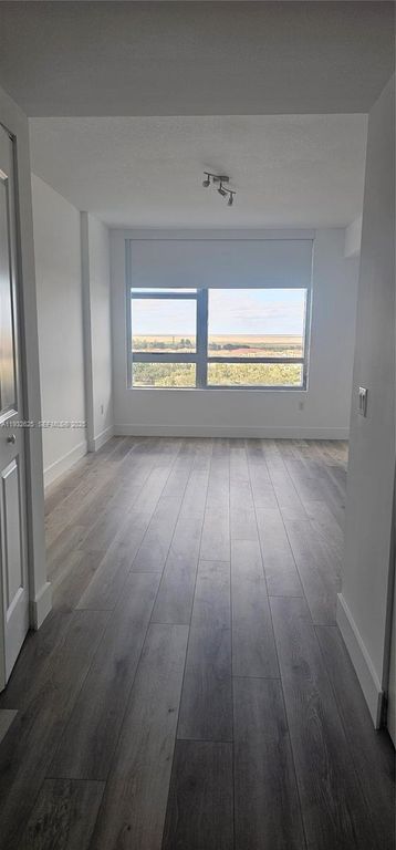 2681 N Flamingo Rd 1506S, Sunrise, FL 33323