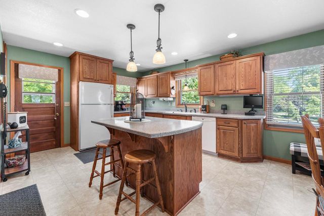 N128W17358 Holy Hill ROAD, Germantown, WI 53022