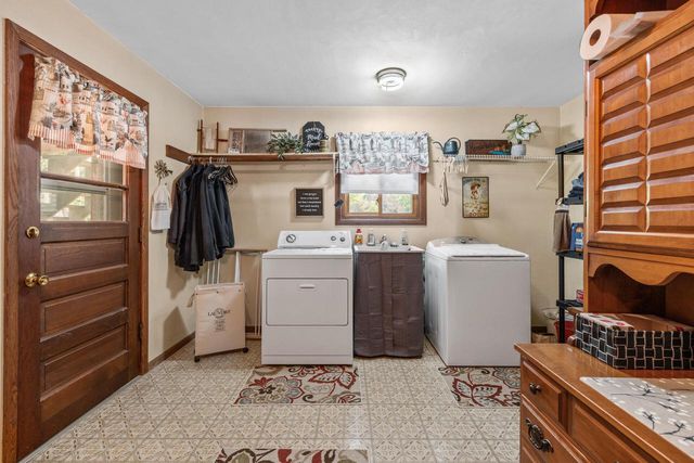 N128W17358 Holy Hill ROAD, Germantown, WI 53022