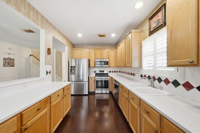 1614 Roaring Springs Lane, Pasadena, TX 77586