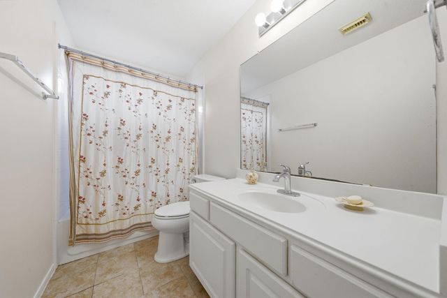 1614 Roaring Springs Lane, Pasadena, TX 77586