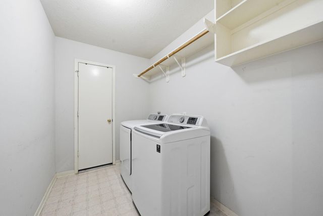 1614 Roaring Springs Lane, Pasadena, TX 77586