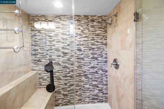 2224 Pine Knoll Dr 8, Walnut Creek, CA 94595