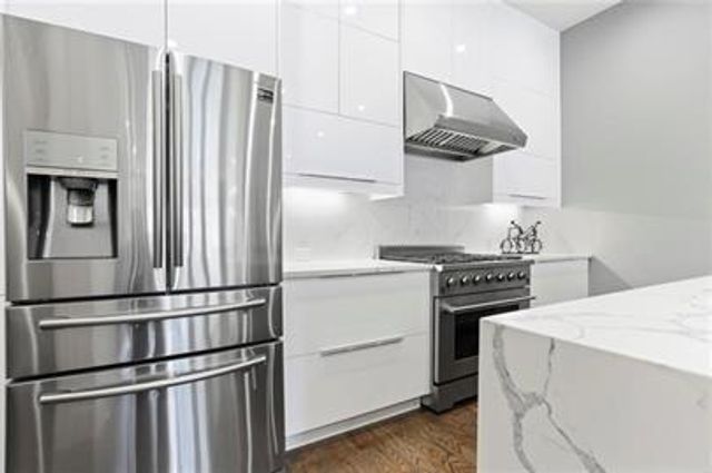 223 16th Street NW 6, Atlanta, GA 30363