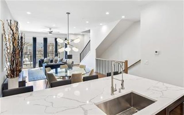 223 16th Street NW 6, Atlanta, GA 30363
