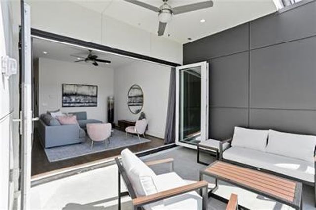 223 16th Street NW 6, Atlanta, GA 30363