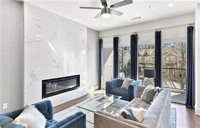 223 16th Street NW 6, Atlanta, GA 30363