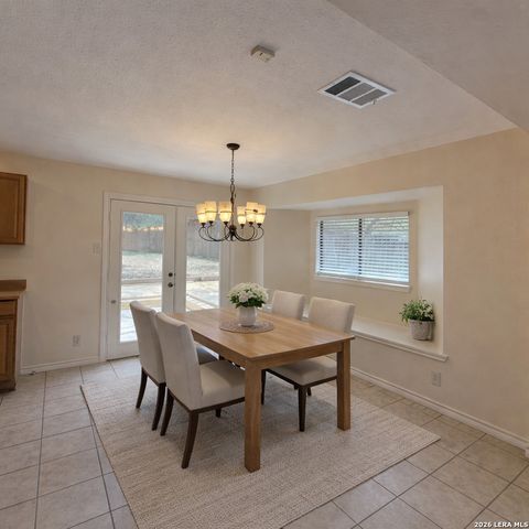 4818 Corian Springs, San Antonio, TX 78247