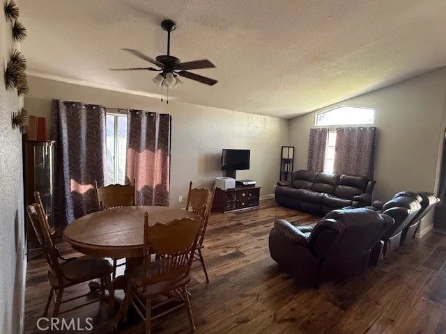 25001 Corte Vienna, Murrieta, CA 92563