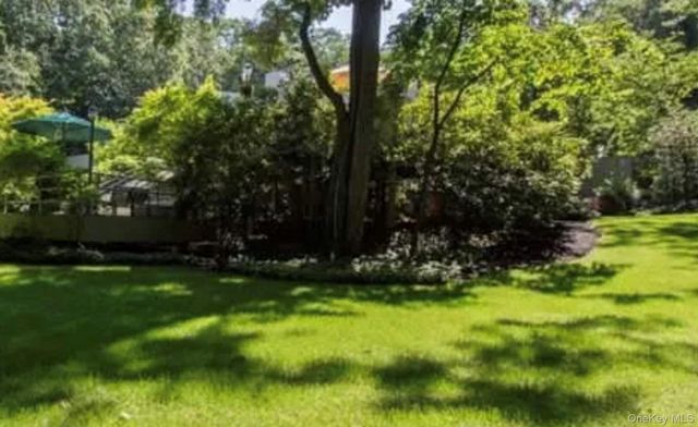 70 Shutter Lane, Oyster Bay Cove, NY 11771