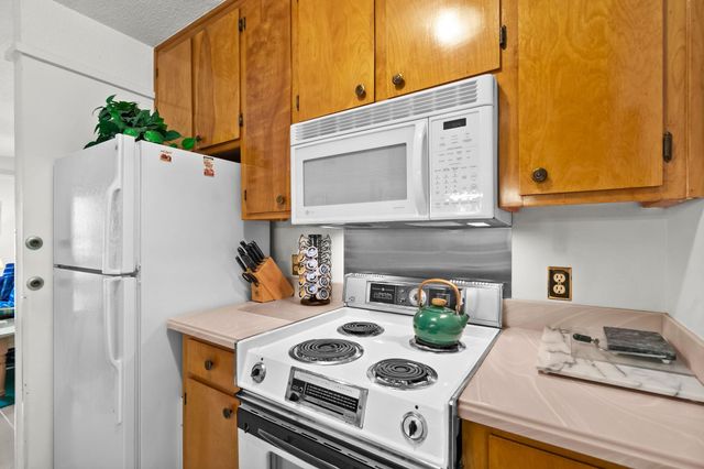128 Salt Marsh Cir Unit 28H, Pawleys Island, SC 29585