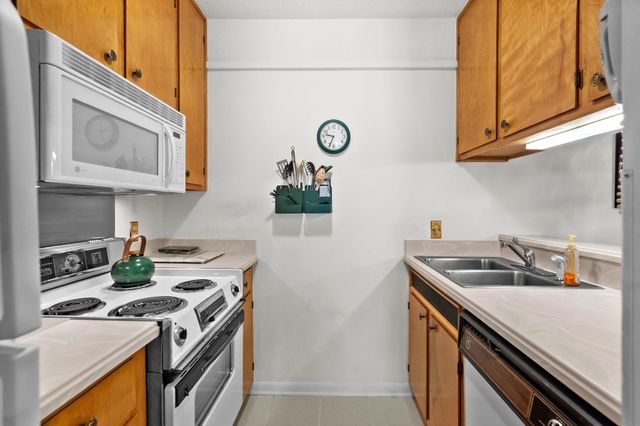 128 Salt Marsh Cir Unit 28H, Pawleys Island, SC 29585