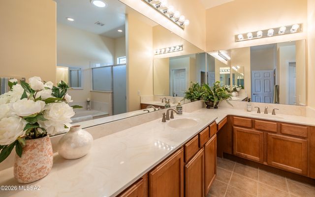 5307 W Arid Canyon Drive, Marana, AZ 85658