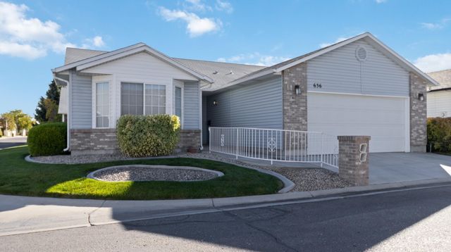 636 N Sterling St, Nampa, ID 83651