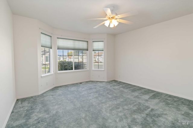 636 N Sterling St, Nampa, ID 83651