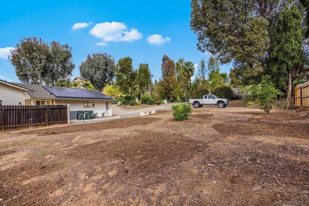 Image 22 of property listing at 1673 Hidden Mesa Rd, El Cajon, CA 92019