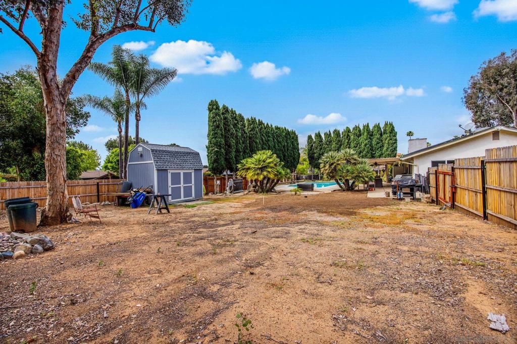 Image 5 of property listing at 1673 Hidden Mesa Rd, El Cajon, CA 92019