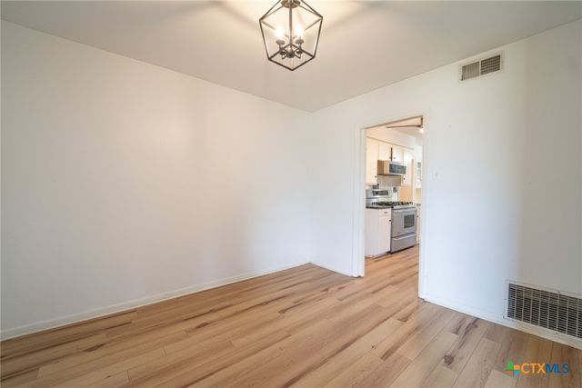 702 Brookhollow Drive, Port Lavaca, TX 77979