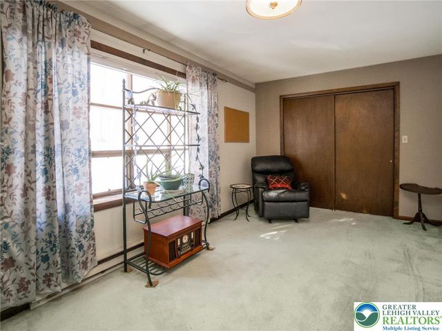 1117 Shagbark Lane, Hamilton Twp, PA 18360