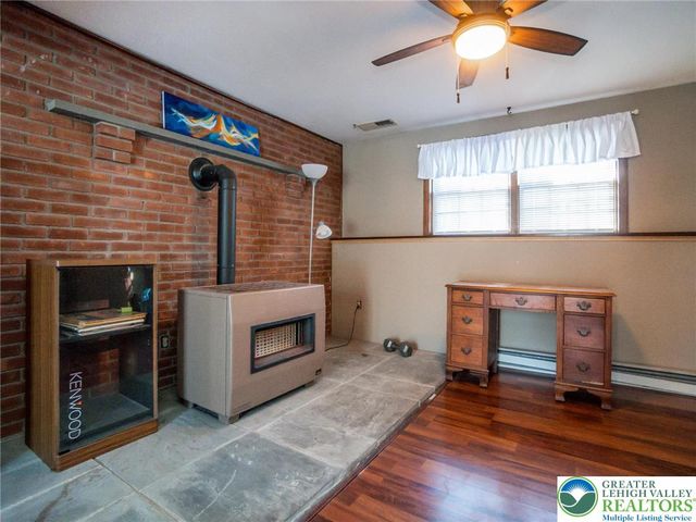 1117 Shagbark Lane, Hamilton Twp, PA 18360