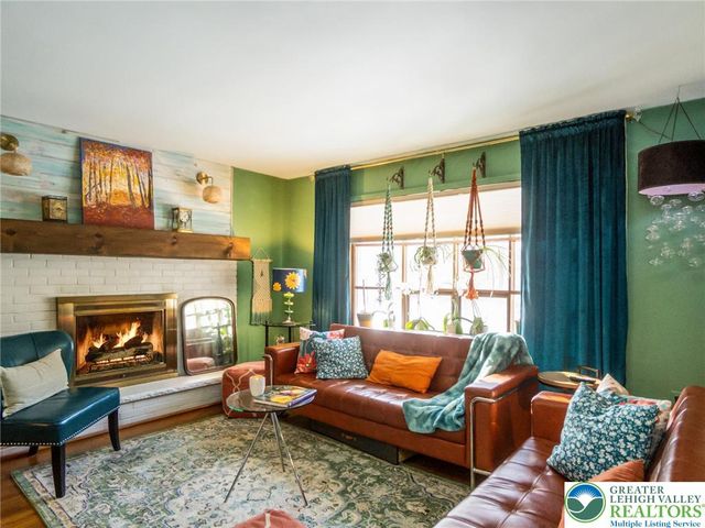 1117 Shagbark Lane, Hamilton Twp, PA 18360